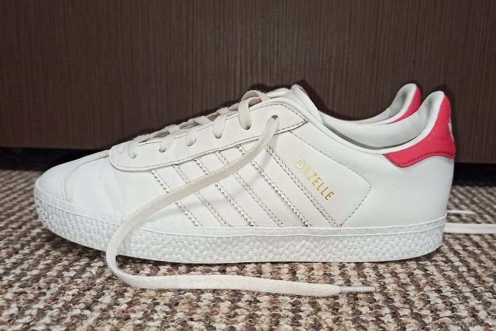 Кроссовки adidas gazelle. размер 33 (22 см по стельке)