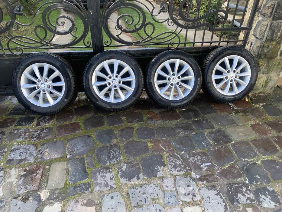 Диски титанові R16 5/112 резина зима 205/55 Michelin
