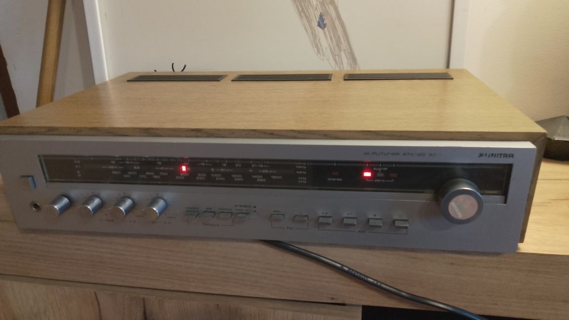 Amplituner unitra Aida AWS 105