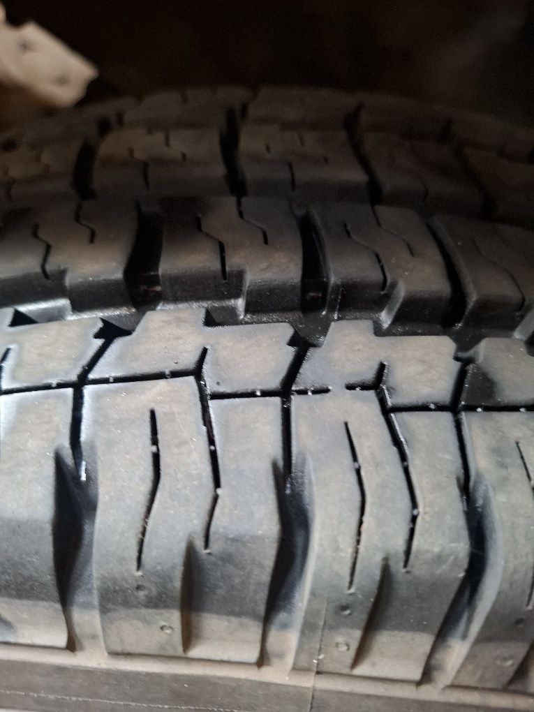 Mercedes Sprinter felgi z oponami 2 sztuki 15 C jak nowe