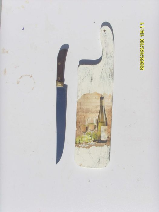 Bonito conjunto Faca e Suporte com decoração.