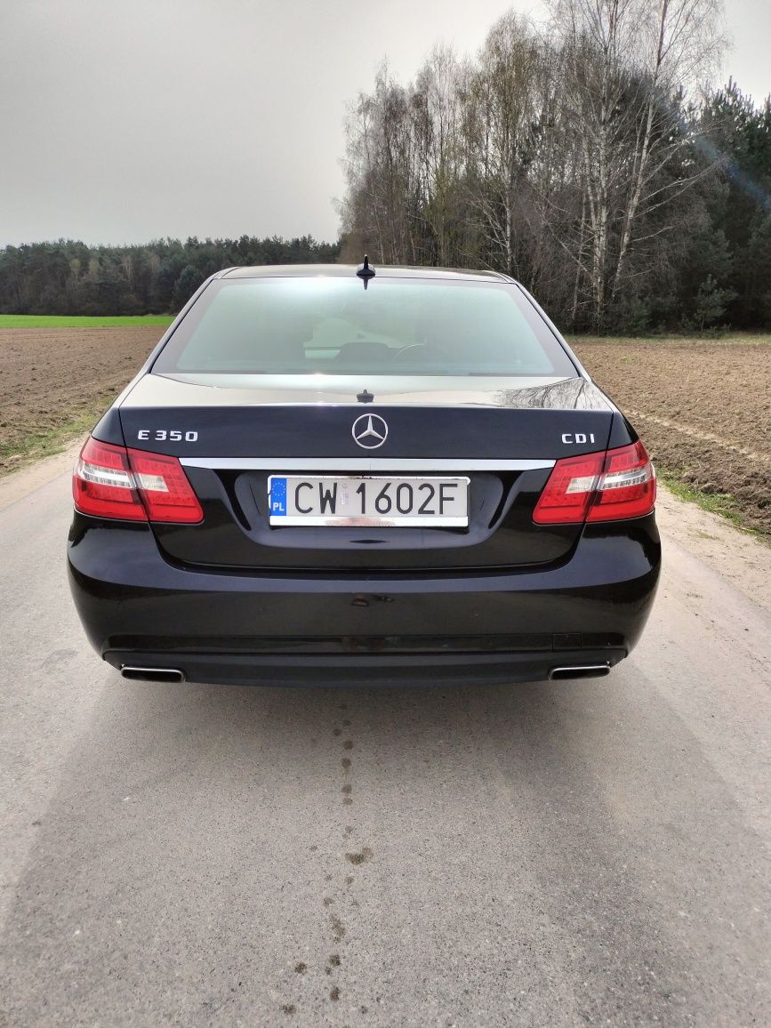 Sprzedam Mercedes E klasa