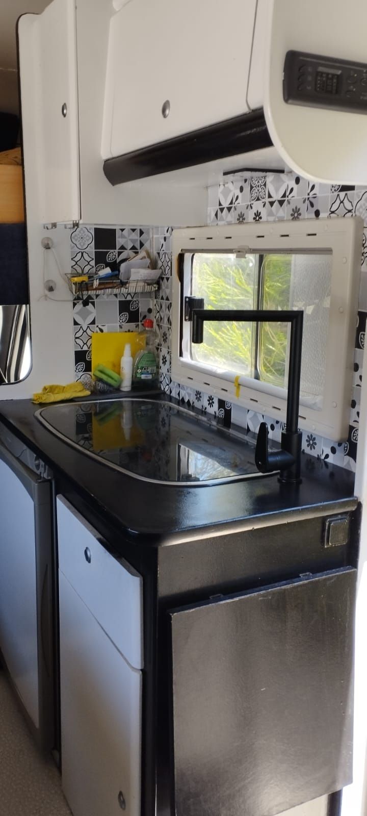Ford CHALLENGER 192 (transit 2.4 td)