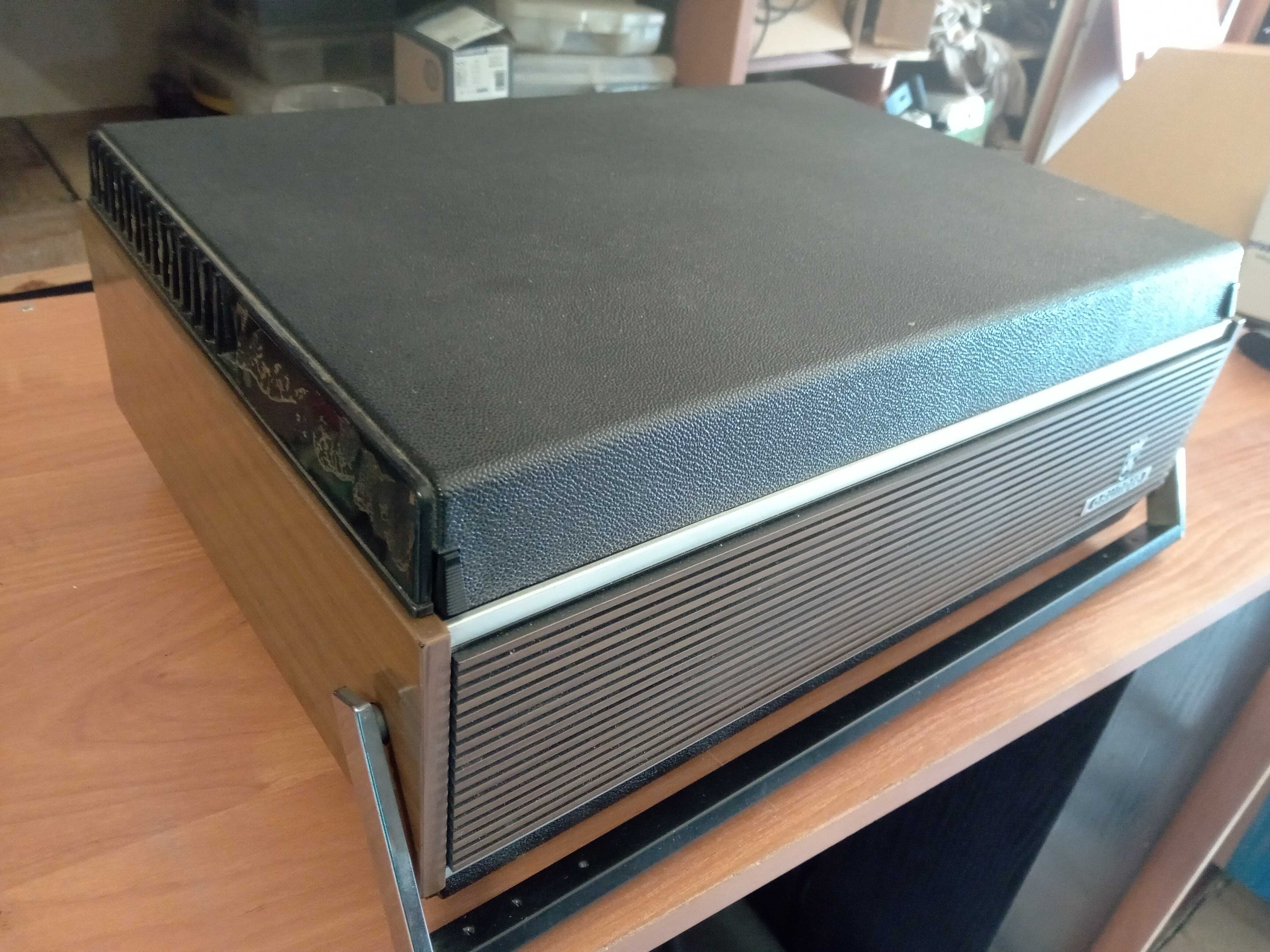 Magnetofon Grundig TK 146 uszkodzony