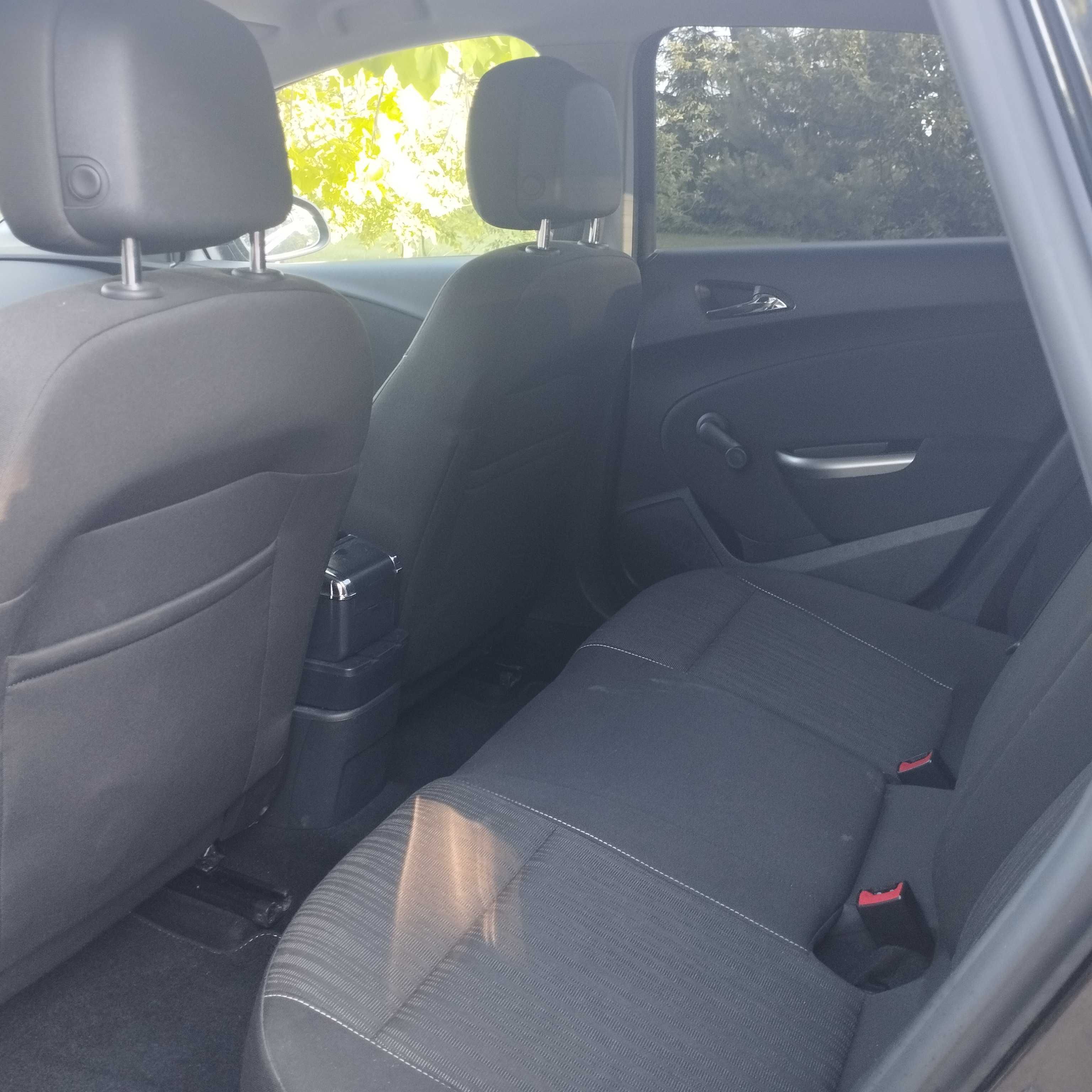 Opel Astra J, zadbany,z gazem