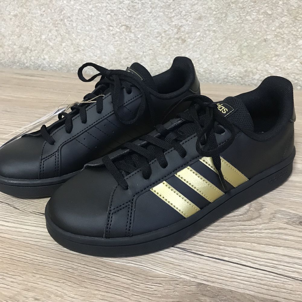 Жіночі кросівки Adidas Grand Court Base оригінал 37р