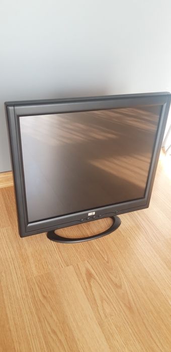 Monitor 
Optiva VOML19A