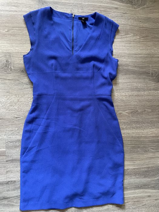 Сукня H&M яскравого синього кольору