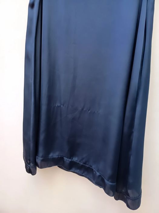 Vestido de Cerimónia Azul Escuro com Flores