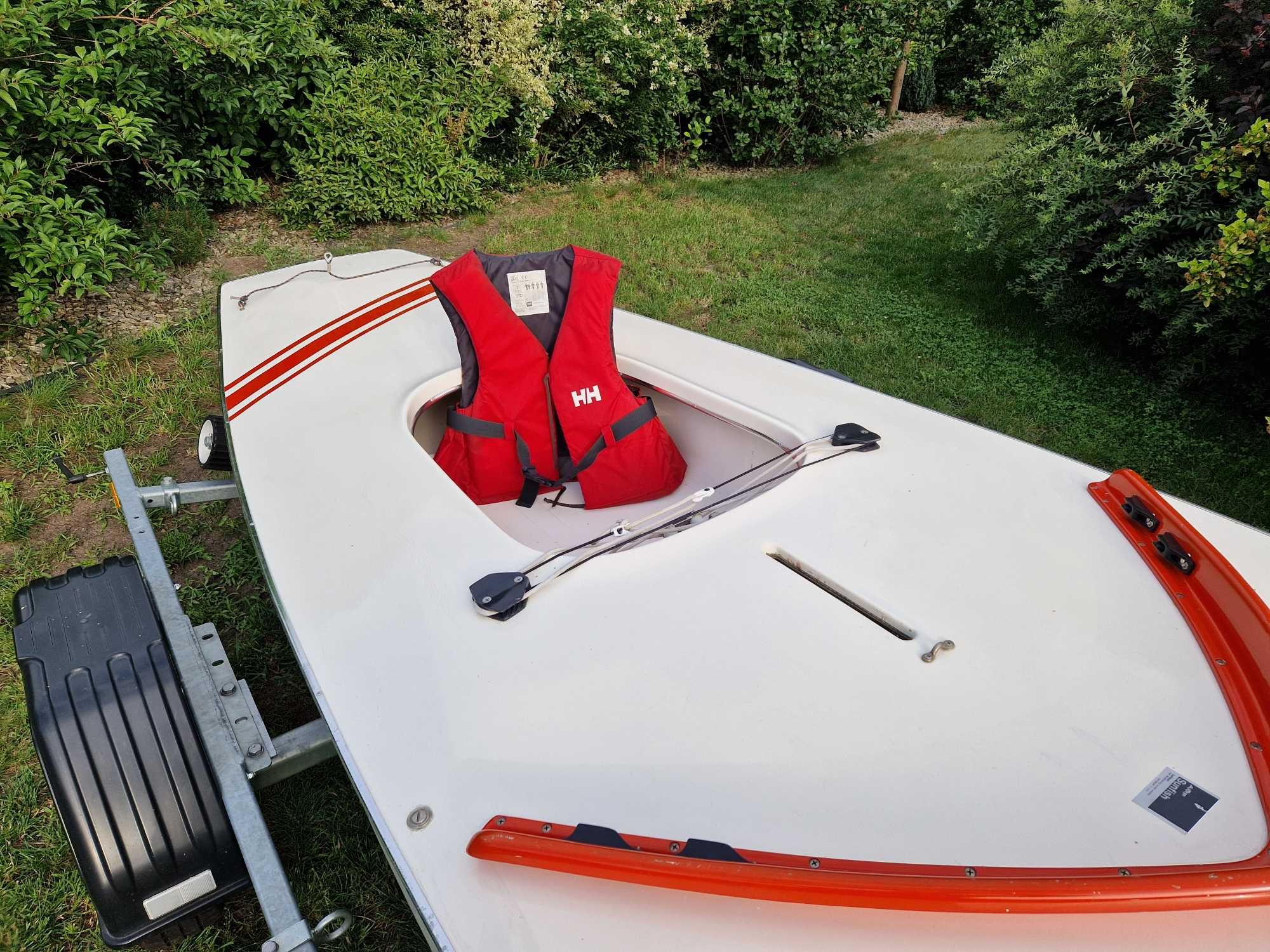 Lekka żaglówka Super Sunfish alternatywa dla Laser Standard