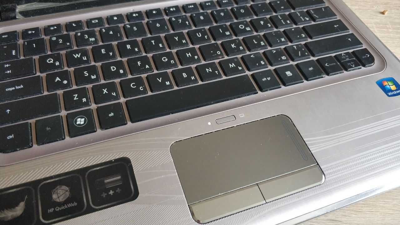 Ноутбук  Pavilion dm3 -3400 грн.