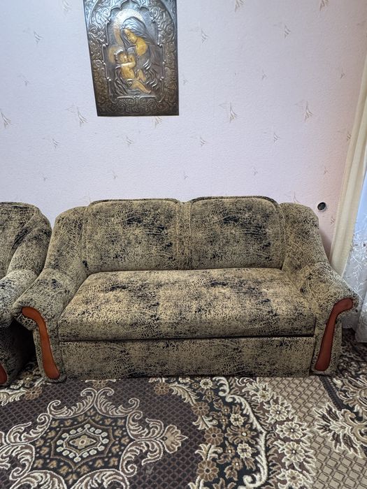 Розкладний диван + крісло