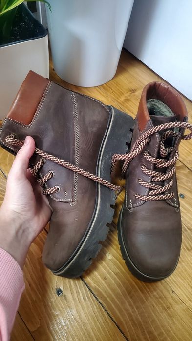 ботинки, сапожки, чоботи