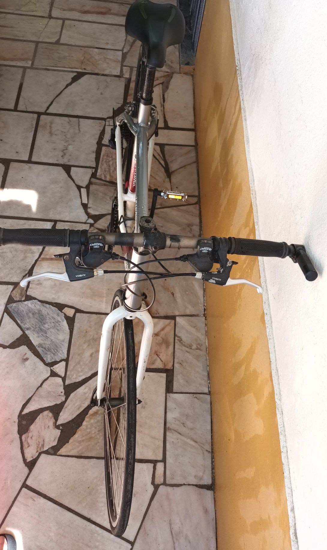 Bicicleta de estrada Triban 7 (Decathlon)