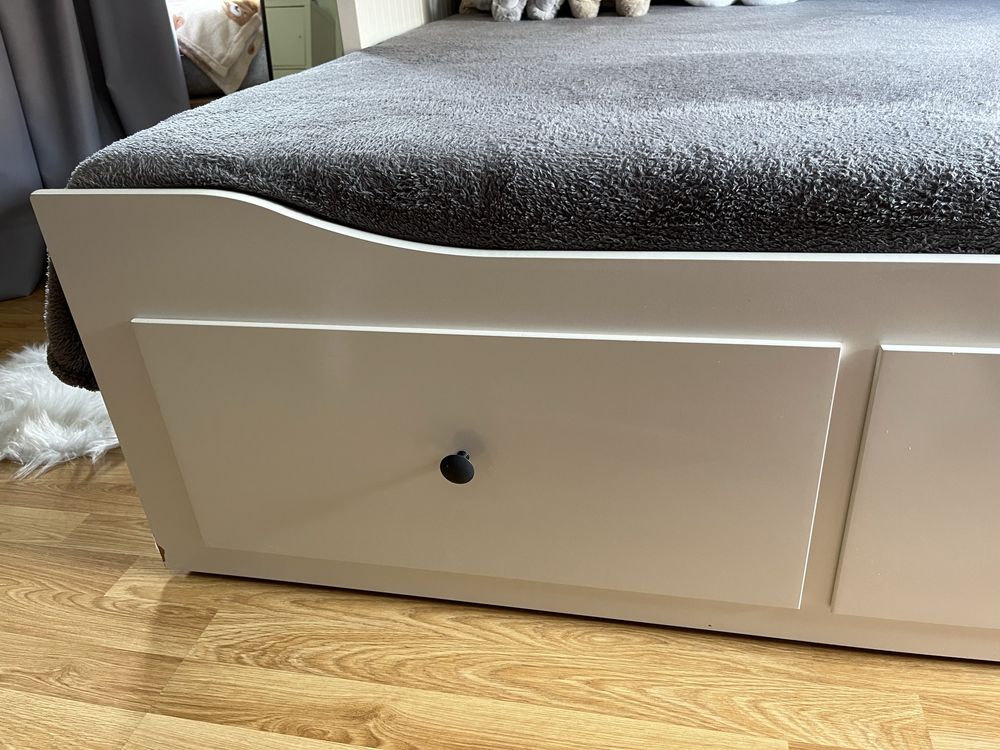 Łóżko HEMNES z 3 szufladami