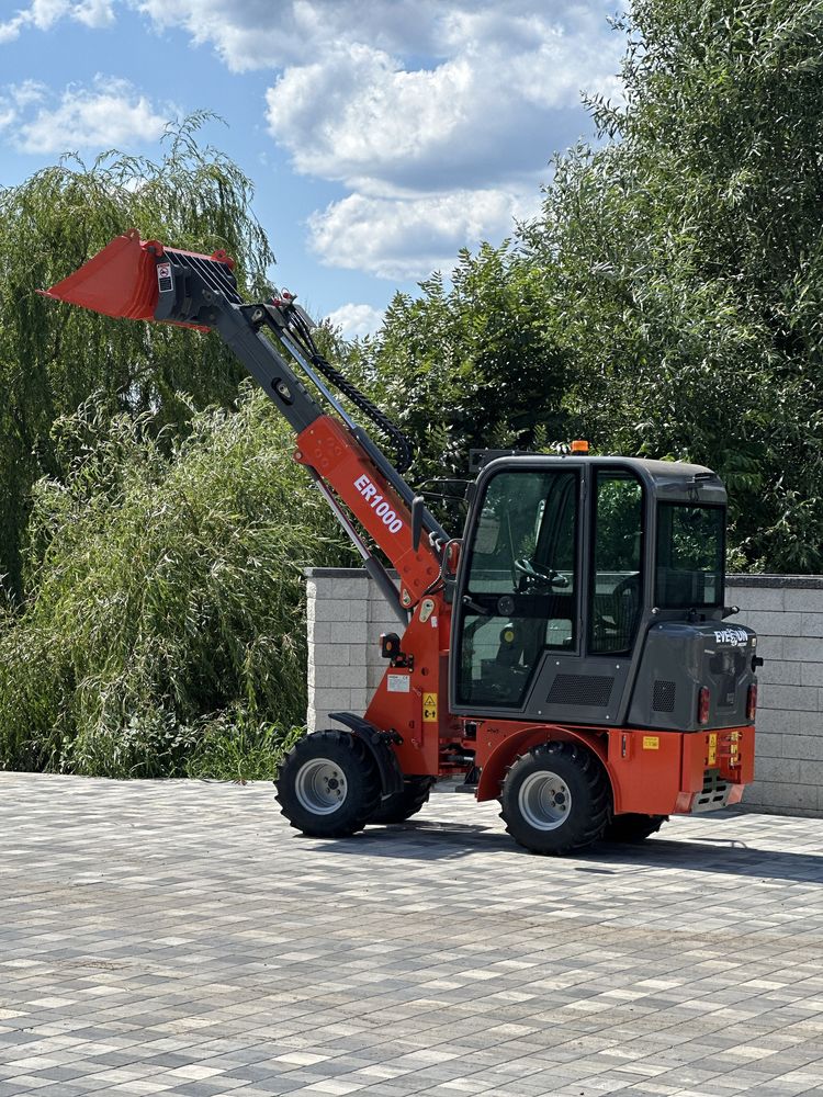 KUBOTA . Nowa Ładowarka kołowa teleskopowa EVERUN ER 1000