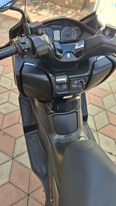 Suzuki Burgman 400 2018