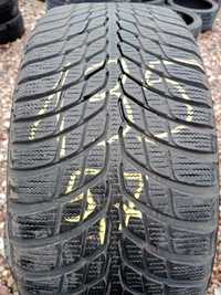 Opona używana 225/50R17 Bridgestone Blizzak LM-32s 1szt.