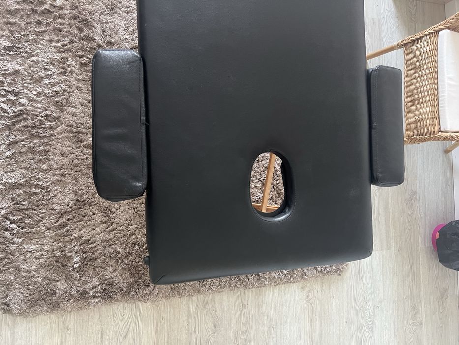 Marquesa de massagem preta
