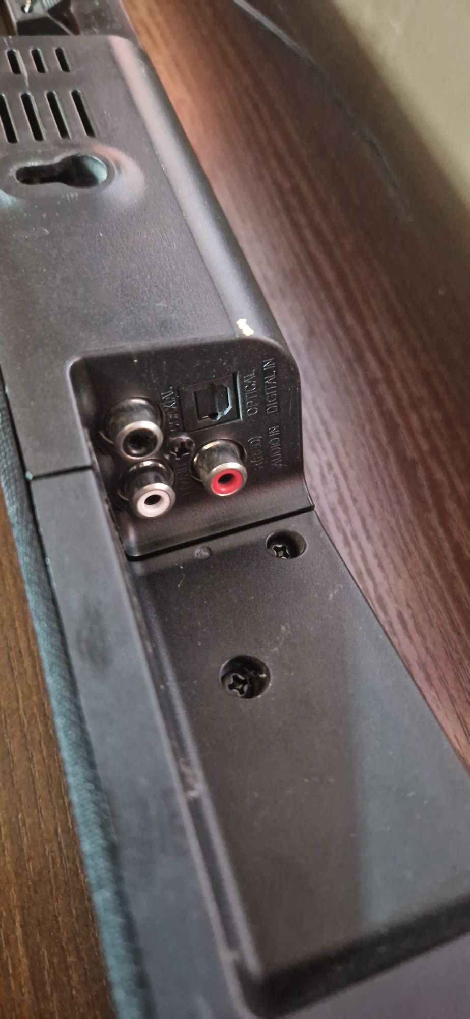 Sounndbar +Subofer Philips HTL 2150