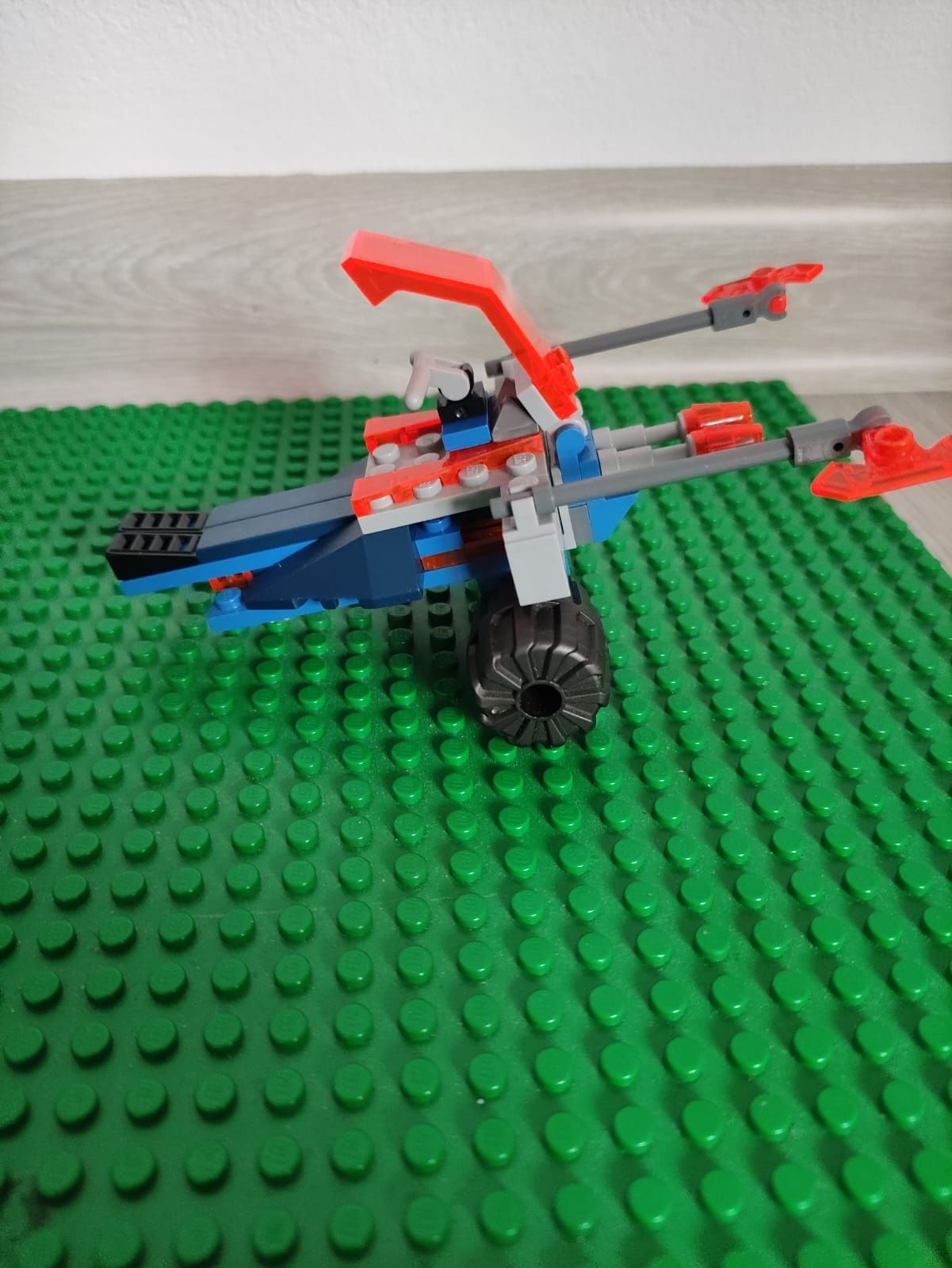 Lego nexo knights 70310