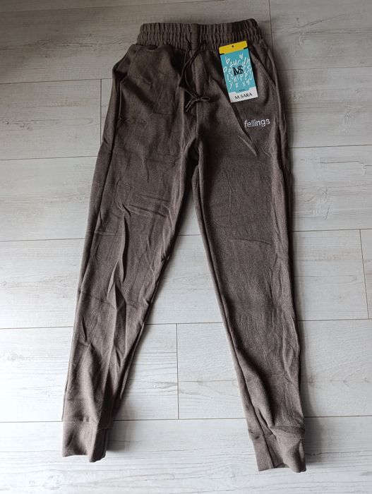 Czekoladowe spodnie dresowe