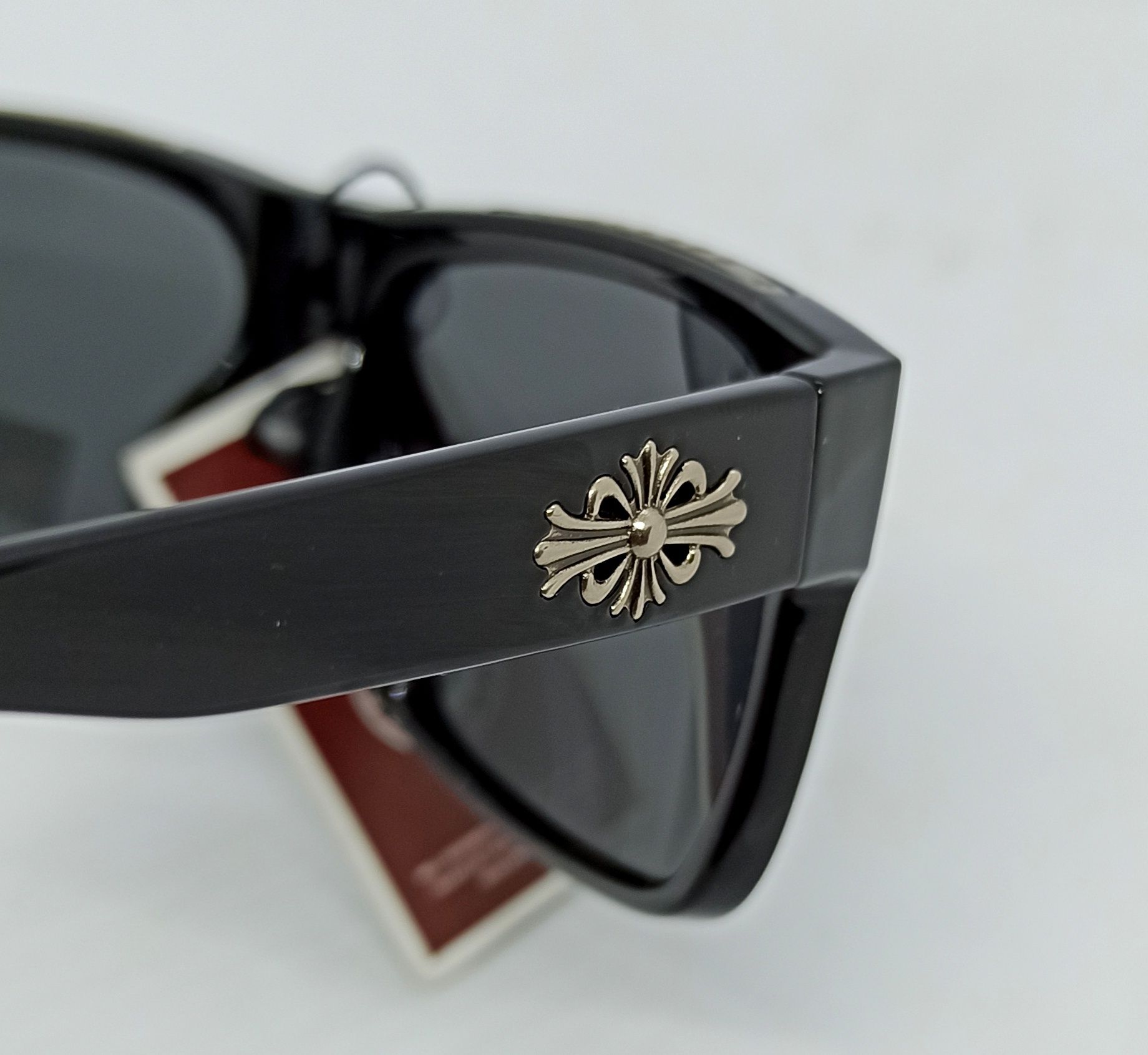 Matrix стильные мужские очки черные оригинал с крестами