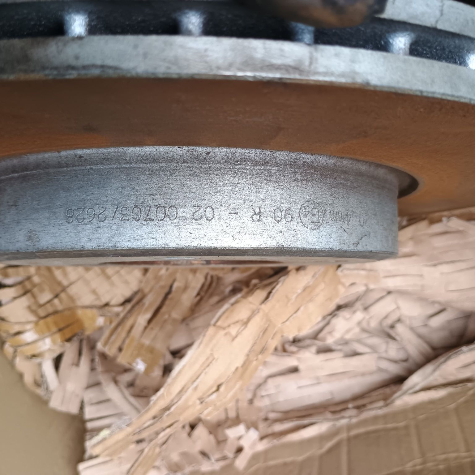 Tarcze hamulcowe tylne BMW F30 F31 wentylowane