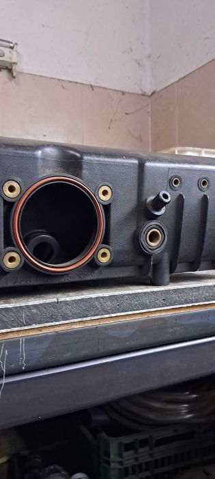 Kolektor m50b25  m54 m52 m52tu