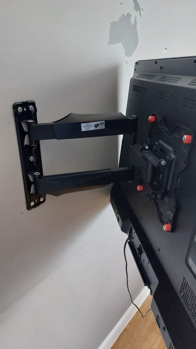 Telewizory Panasonic tx-l37e30e