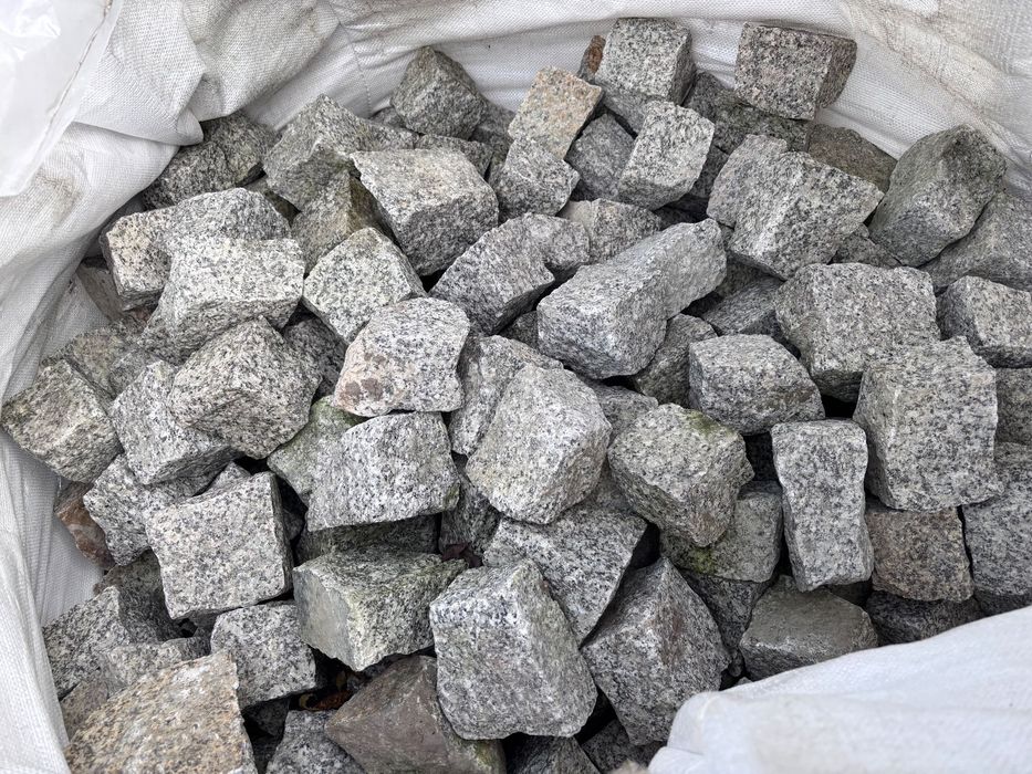 Kostka granitowa łupana szara Poznań