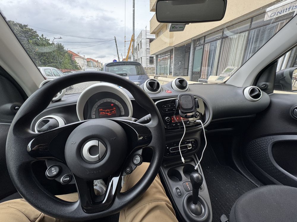Smart EQ eletrico c/ 50.000 km automatico