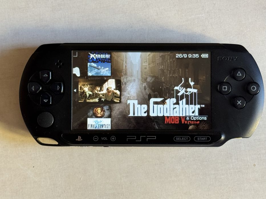 Sony PSP przerobiona ARK-4, bateria 1800mAh, karta pamięci 32GB