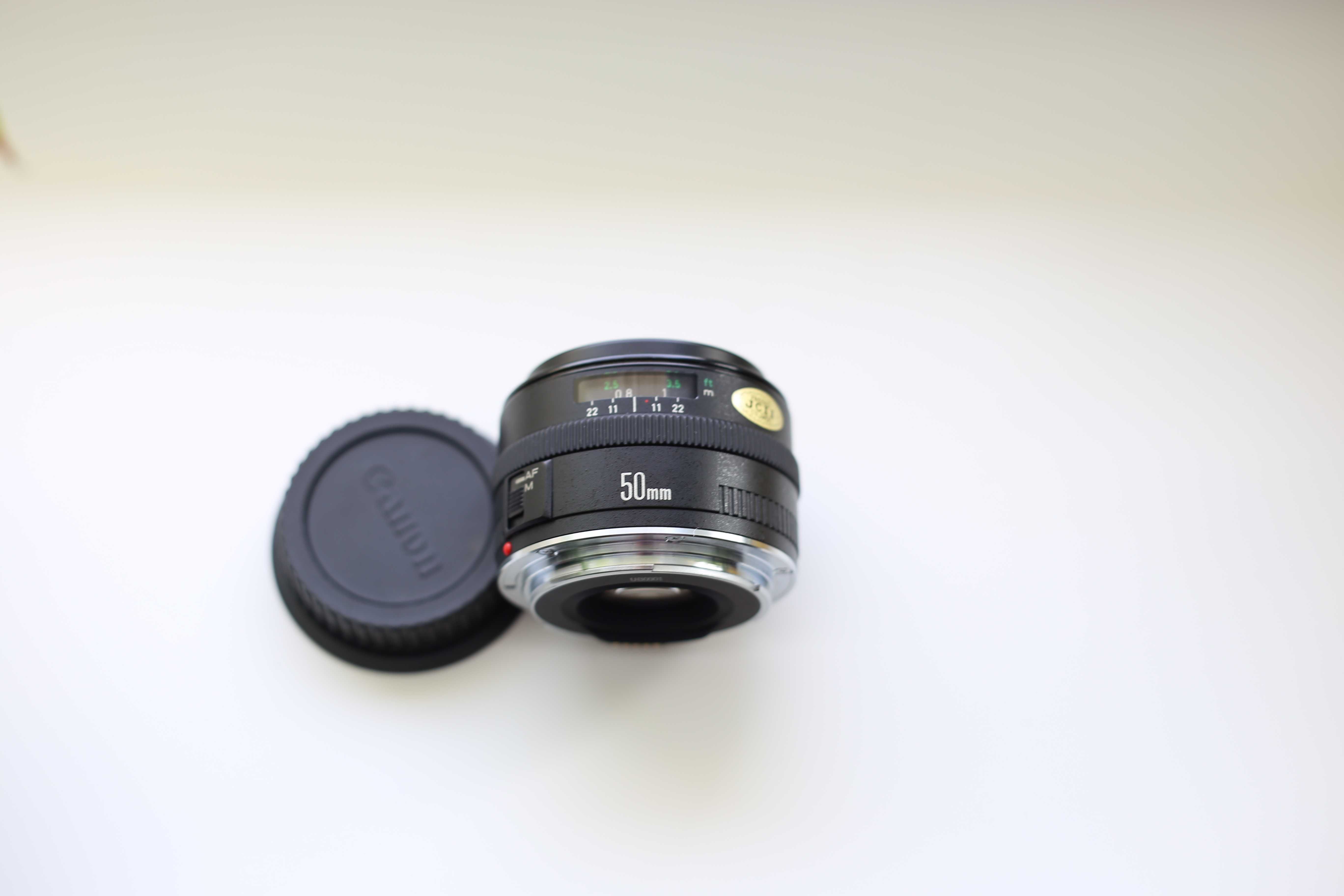 Canon EF 50mm f1,8 MK1 + GRATIS