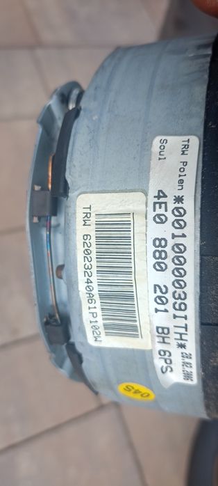 Poduszka powietrzna kierowcy audi A8 D3  4e0.880201BH