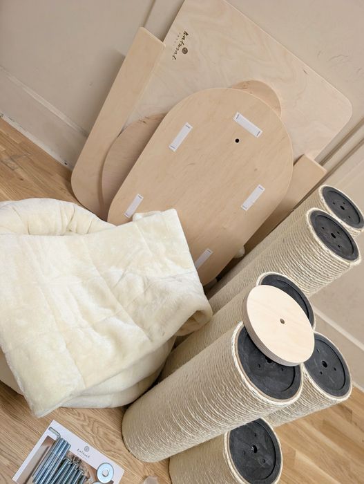 Natural Paradise Drapak dla Kota Amaryllis L Kremowy 101x79x127,5 DUŻY