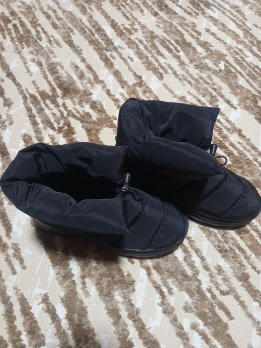 Продам сноубутсы, угги, дутики.38-39р.Бренд H&М. Новые.