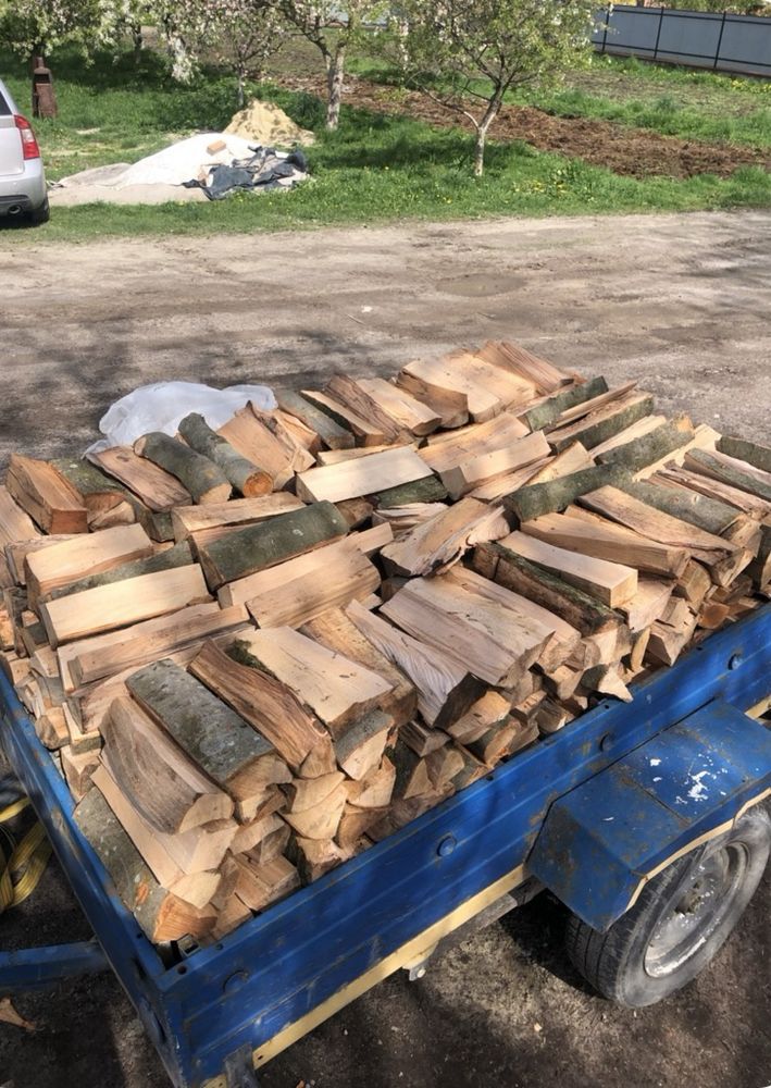 Продаж дров з доставкою Львів купити дрова бук дуб граб копки