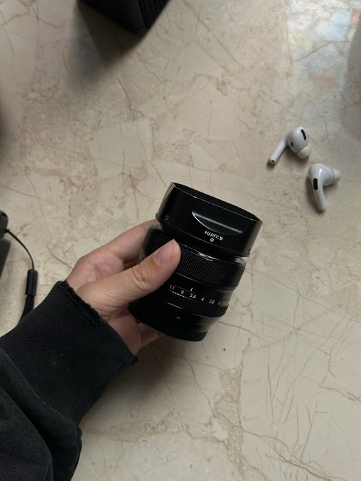 обʼєктив fujifilm 35mm 1.4