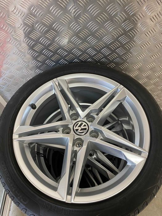 Koła Volkswagen Passat Golf Arteon 8x18 ET40 5x112 Skoda Adax Koźle