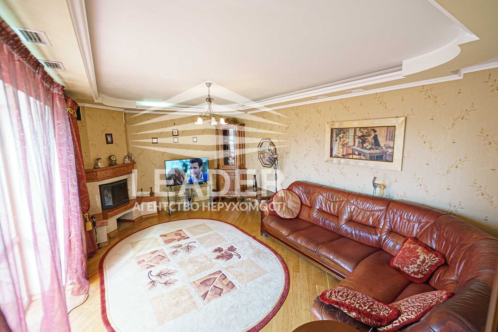 Продам Ексклюзивну 3х ярусну квартиру+сауна+білярд+гараж!Окремий вхід