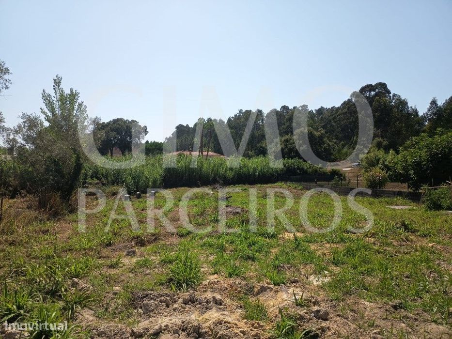 Terreno com Casa Móvel