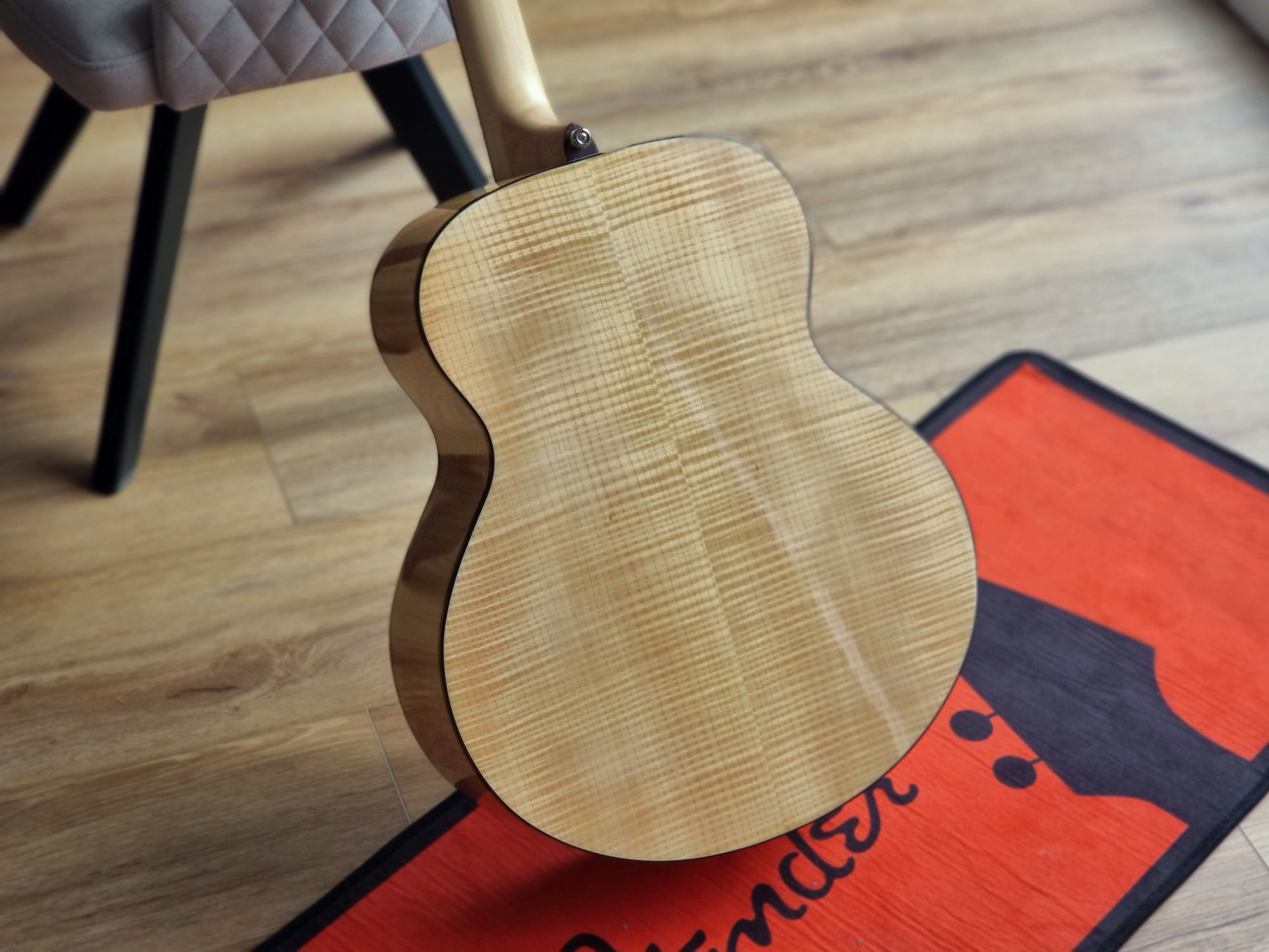 Gitara akustyczna Framus Legacy FJ 14 Jumbo Flame Maple