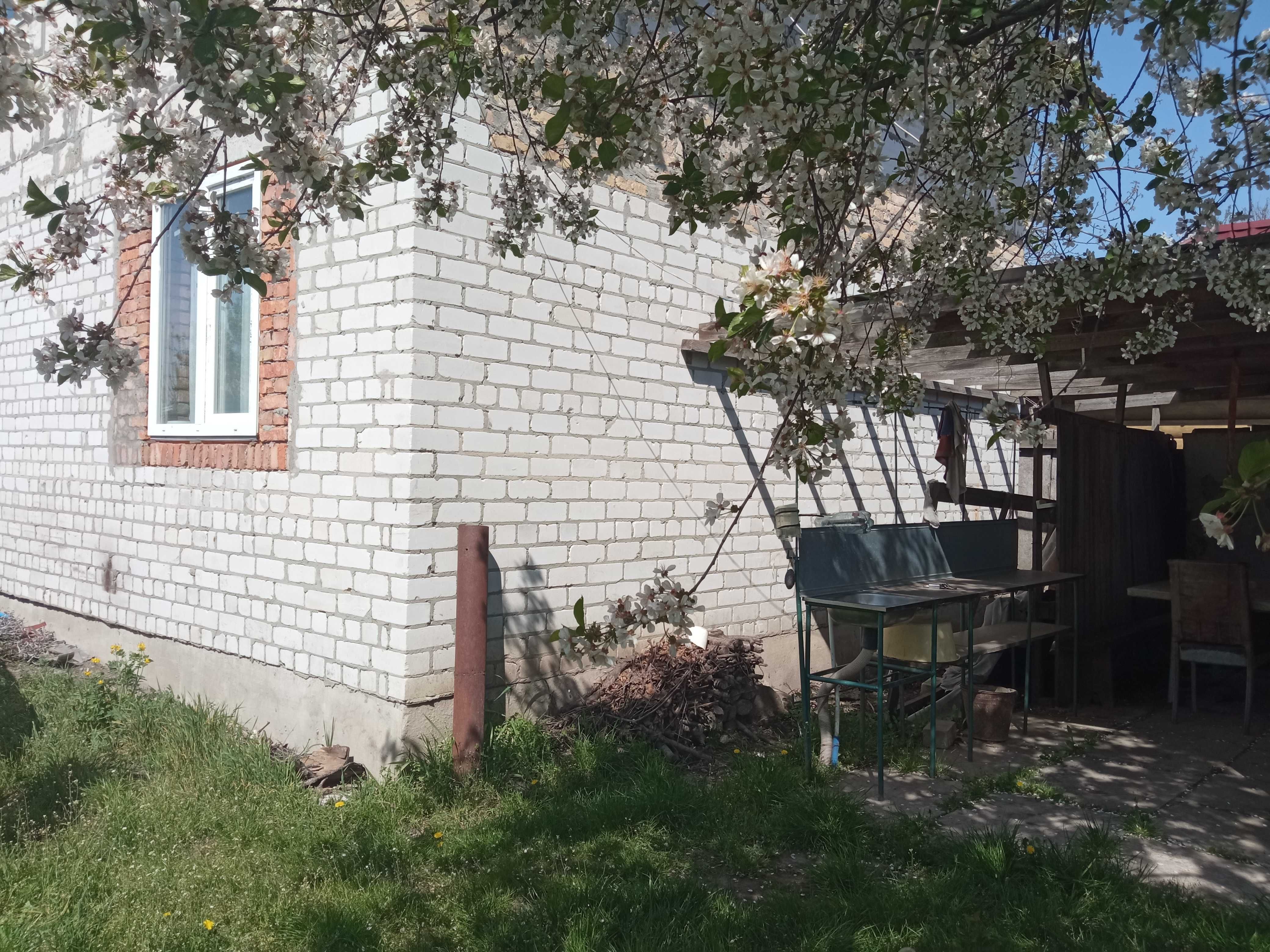Продам дачу в садовому товаристві с. Червона Слобода