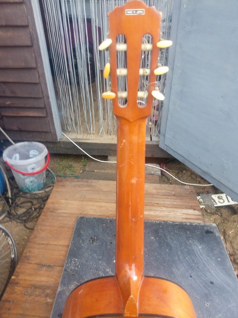 Gitara klasyczna Suzuki Nagoya