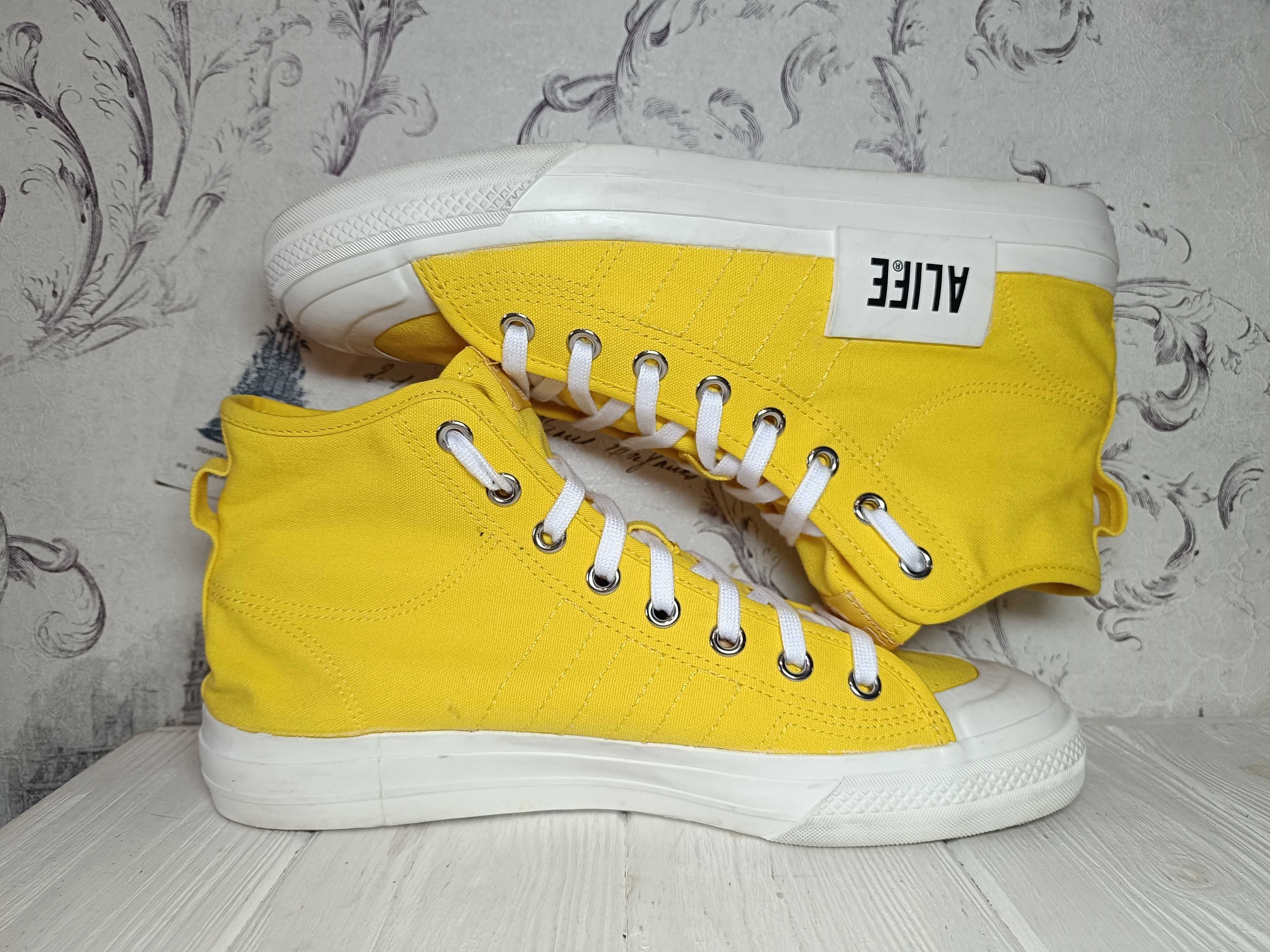 - Adidas Nizza Hi Alife FX2619