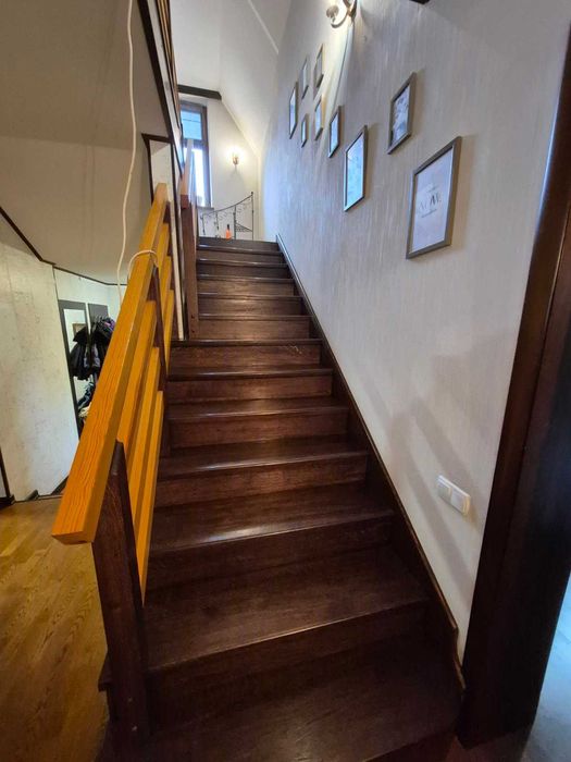 Продам шикарный 2-этажный дом 220кв. м.Большая Даниловка