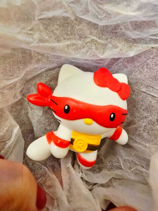 Happy meal Turtles Hello Kitty Sanrio TNMT Wojownicze żolwie MacDonald