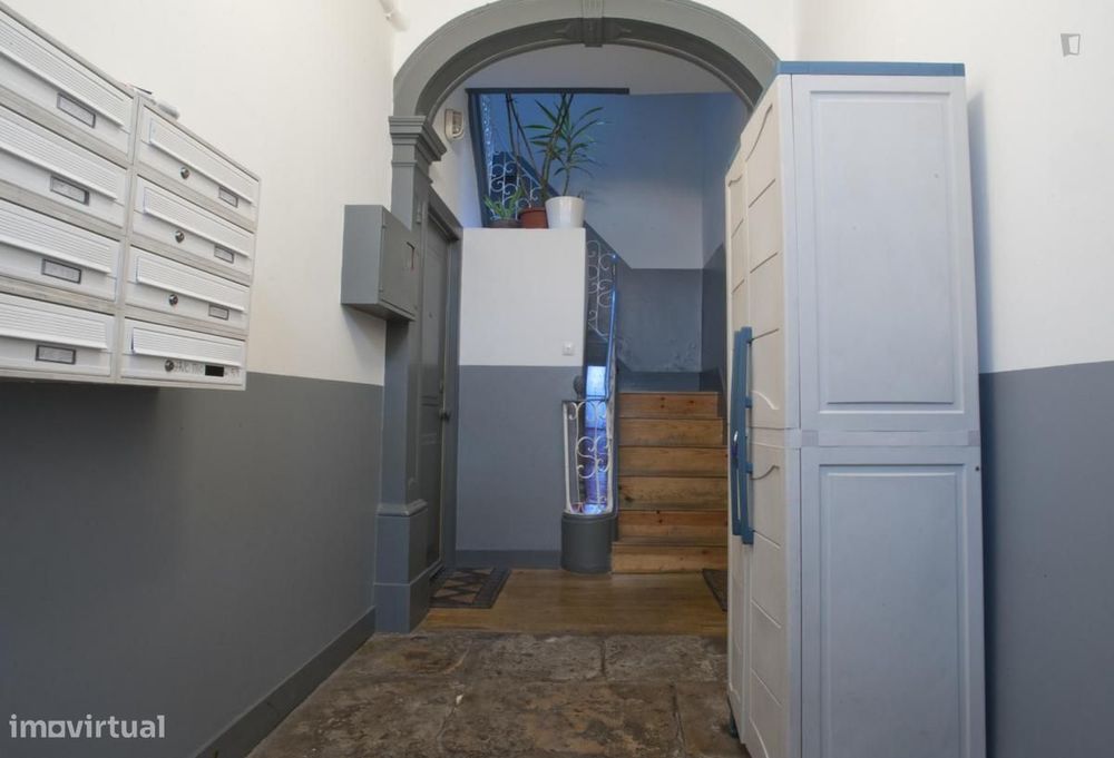 Quarto - localizado em Lapa Lisbon