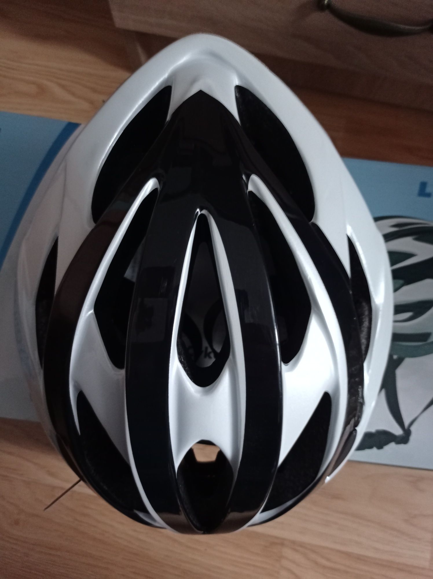 Kask rowerowy 2 rodzaje: M/L